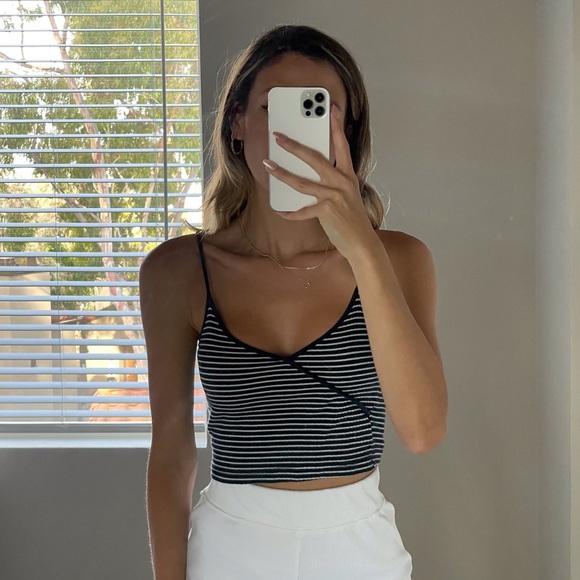 TOPSHOP | Blue striped crop top tank - Picture 2 of 3